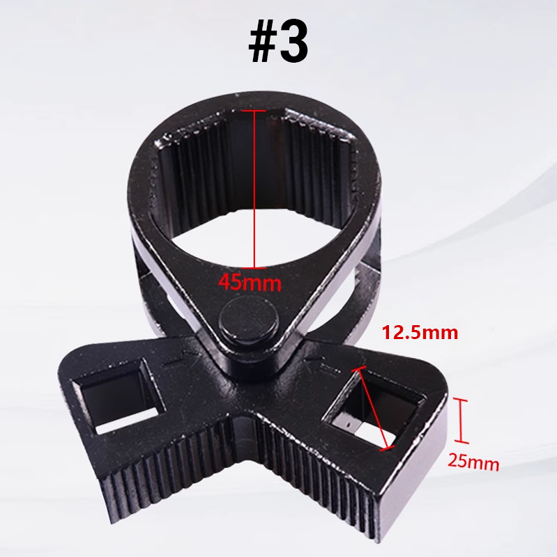 Multifunksjonell Styremaskin Og Rornøkkel/Multifunctional steering gear and rudder stock wrench