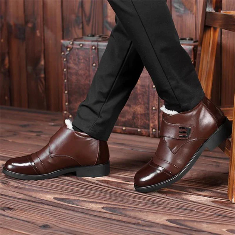 Varme, imitert pelsfôrede snøstøvler med ankelfor for menn