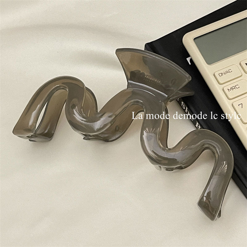 Matte Wave Hair Clip