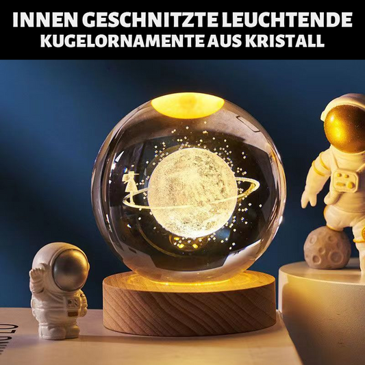 Innen geschnitzte leuchtende Kugelornamente aus Kristall/Internally carved crystal luminous ball ornaments