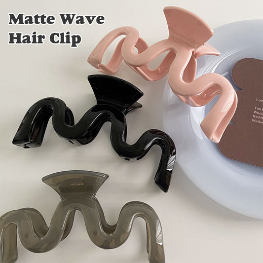 Matte Wave Hair Clip