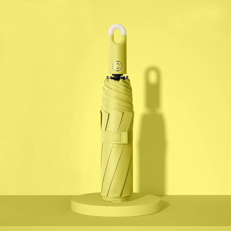 Dreifach selbstöffnender und zurückziehbarer Regenschirm mit Schnalle/Self-opening retractable buckle umbrella