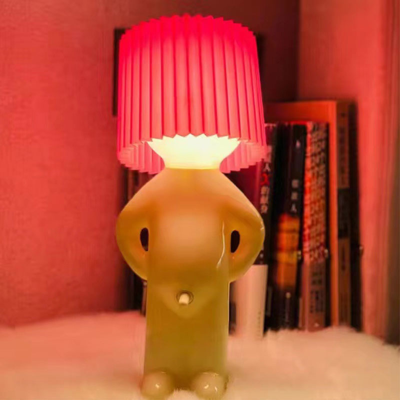 A Bit Shy Desk Lamp