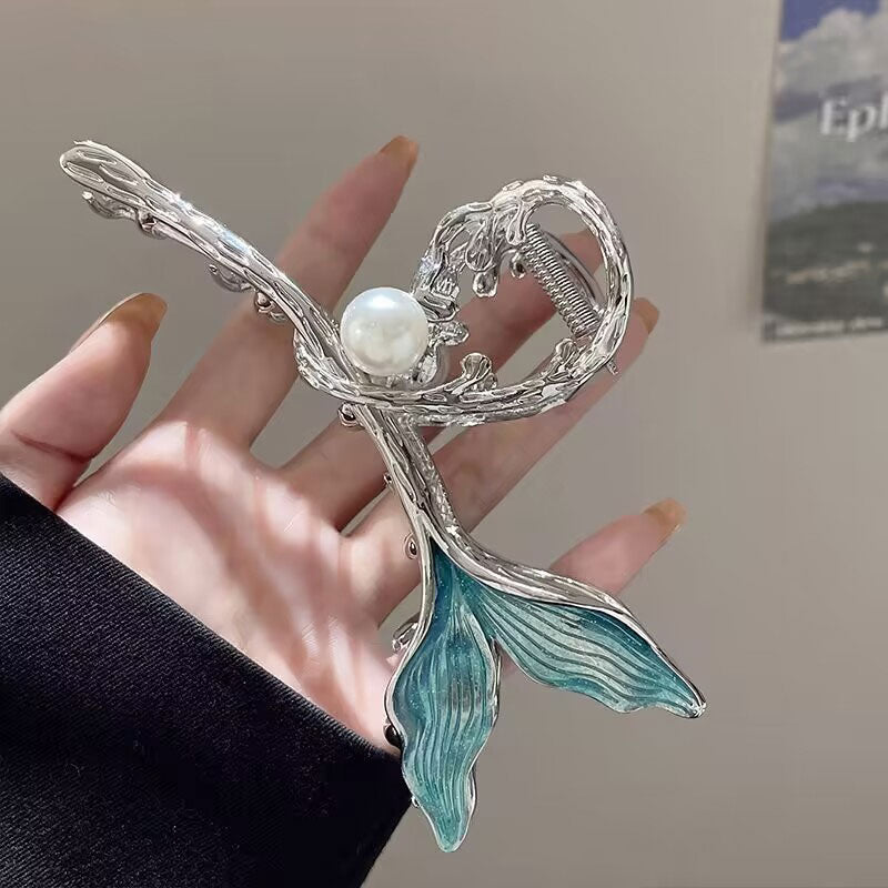 Blue Fishtail Gripper