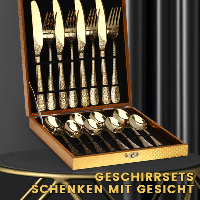 Fünfteiliges Geschirrset/Five-Piece Tableware Set