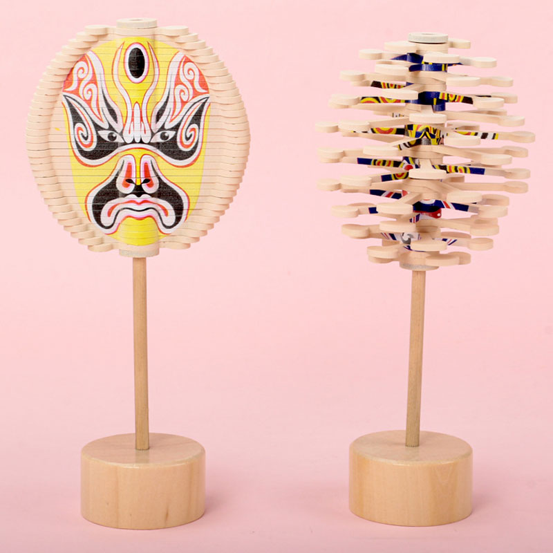 Face Changing Spiral Tree Lollipop