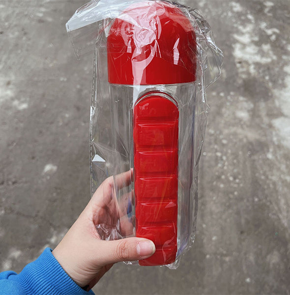 Pillenorganisator-Wasserflasche/Pill organizer water bottle