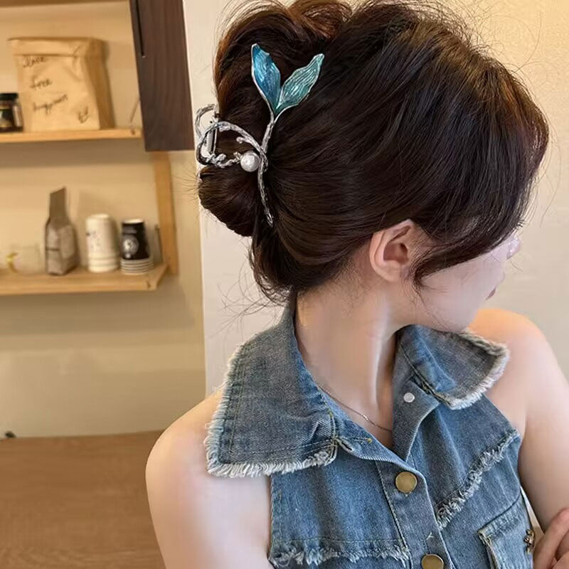 Blue Fishtail Gripper