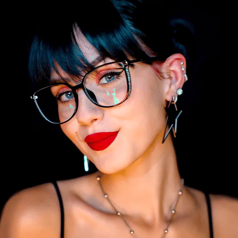 Moter Moderne Store Ramme Høyoppløselig Anti-Blått Lys Briller/Stylish and modern large-frame high-definition anti-blue light glasses