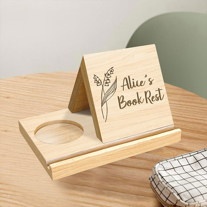 Trekkbokhylle i tre med koppstativ