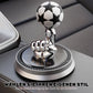 Solare, fingergedrehte Fußballauto-Aromatherapie/Solar finger-turned football car aromatherapy