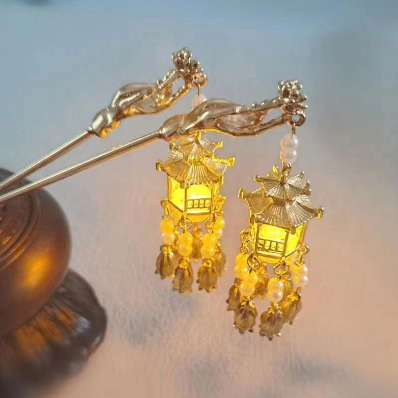 Lantern Tassel Hairpin