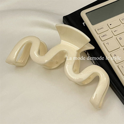Matte Wave Hair Clip