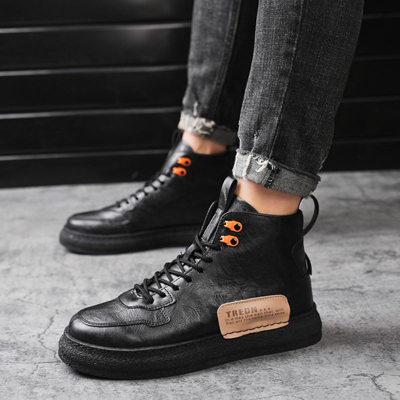 Men Letter Patch Lace-up Front Boots