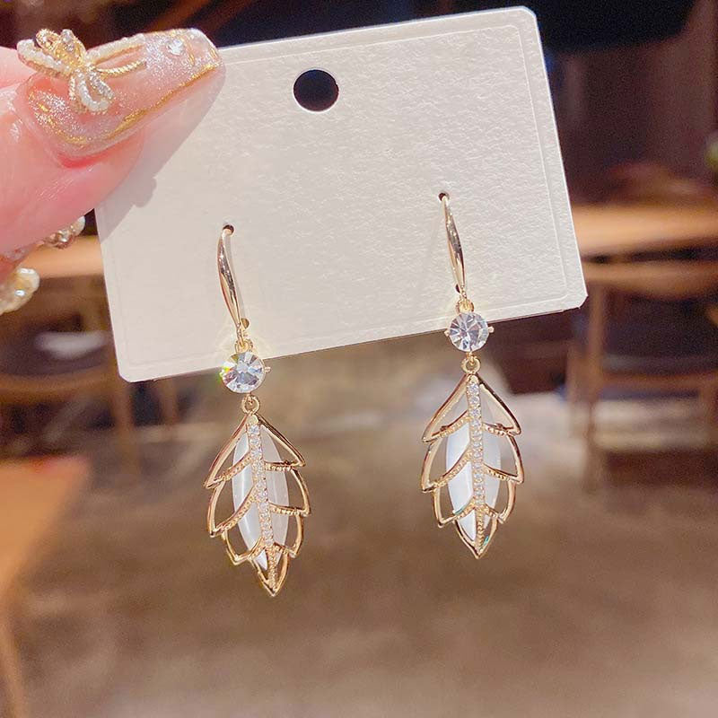 2021 New Women's Silver Needle Earrings