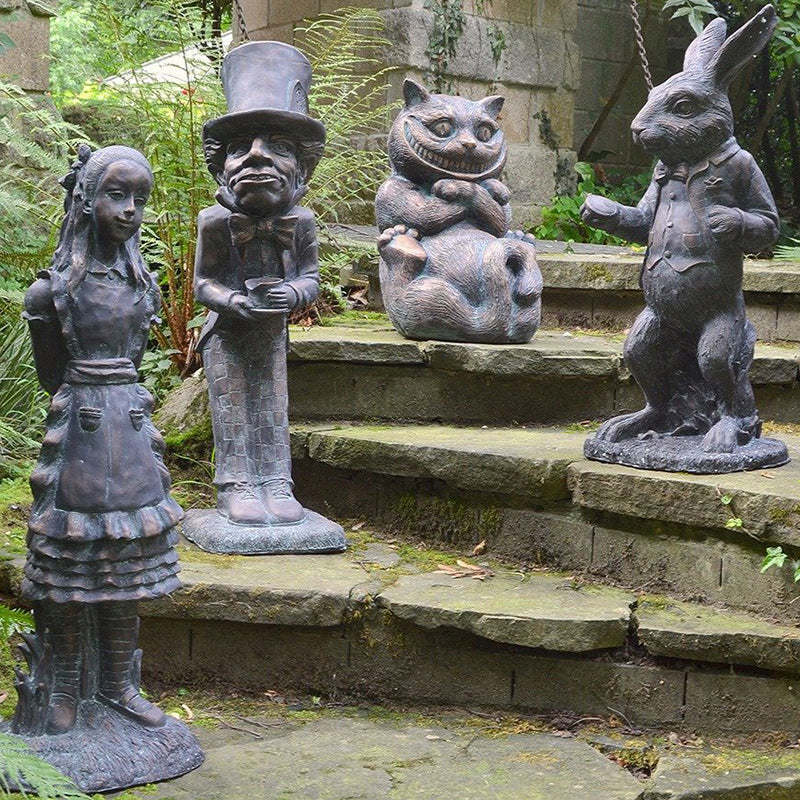 Wonderland Ornament Set