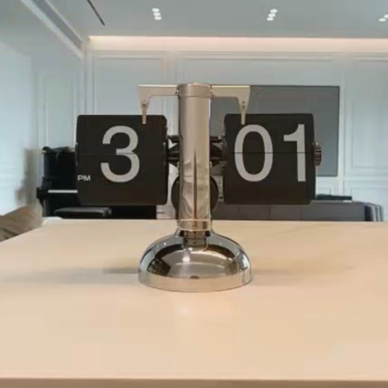 Creative Automatic Page Turn Clock