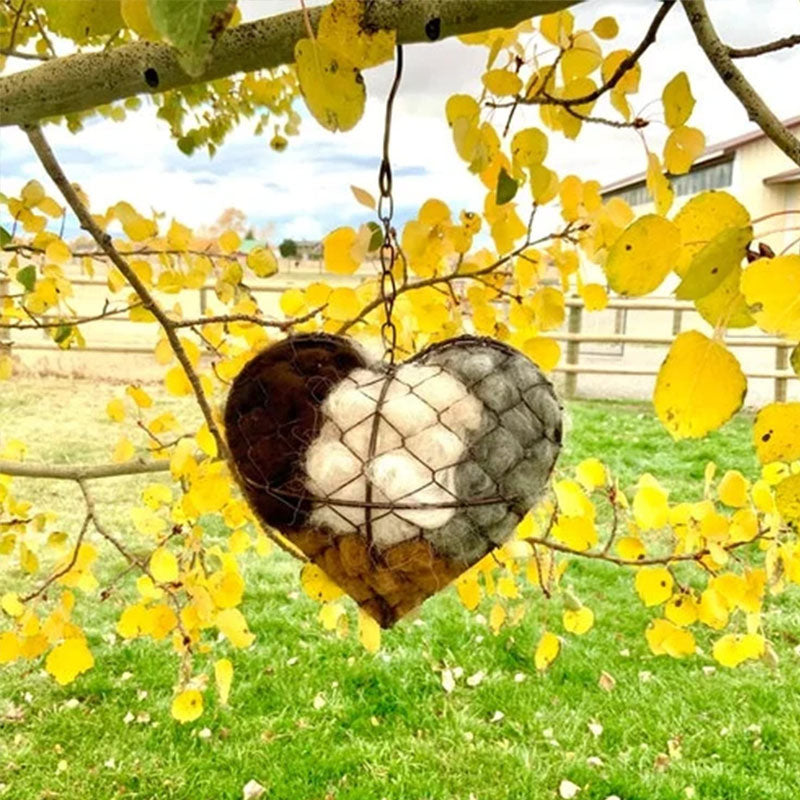 Bird Nesting Heart Outdoor Yard Art