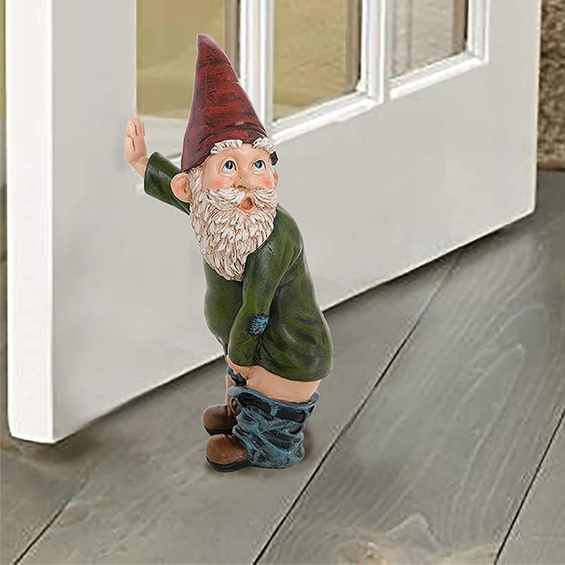 Willy Naughty Peeing Gnome
