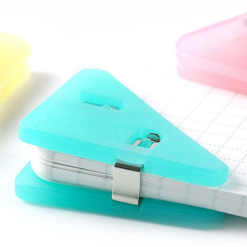 90° Triangle Type Clip