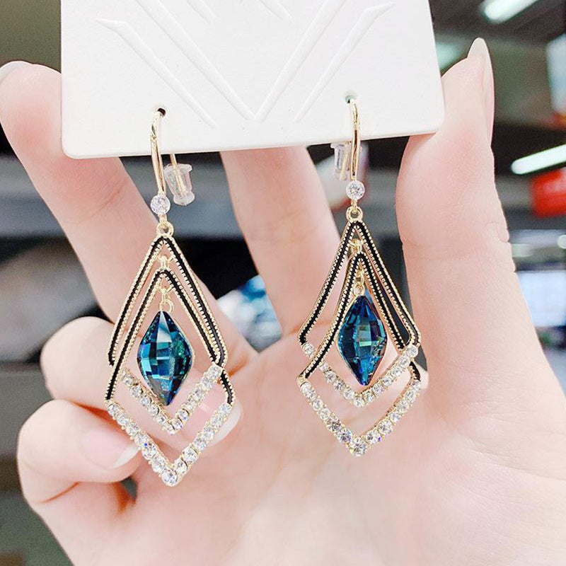 Rhombus Sapphire Earrings
