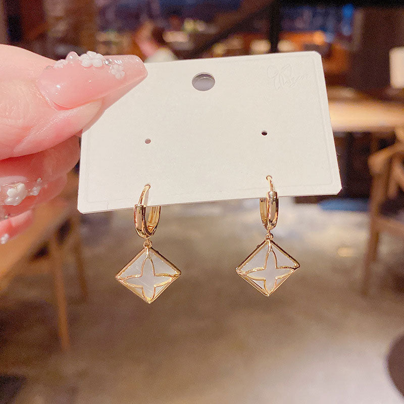 2021 New Women's Silver Needle Earrings