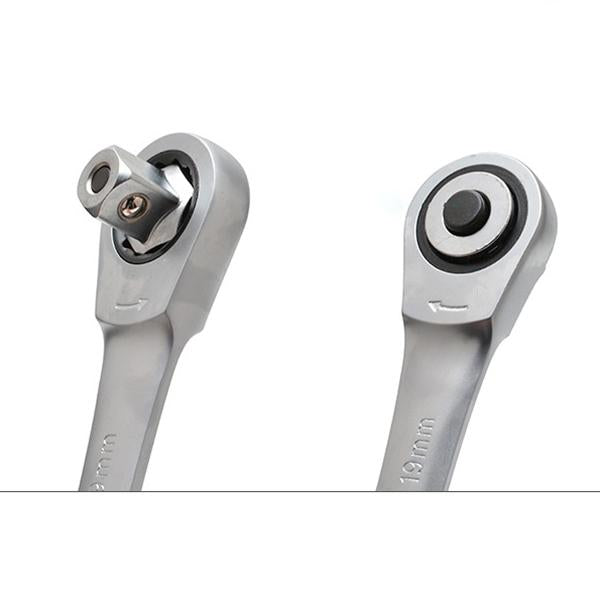 Ratchet Socket Wrench