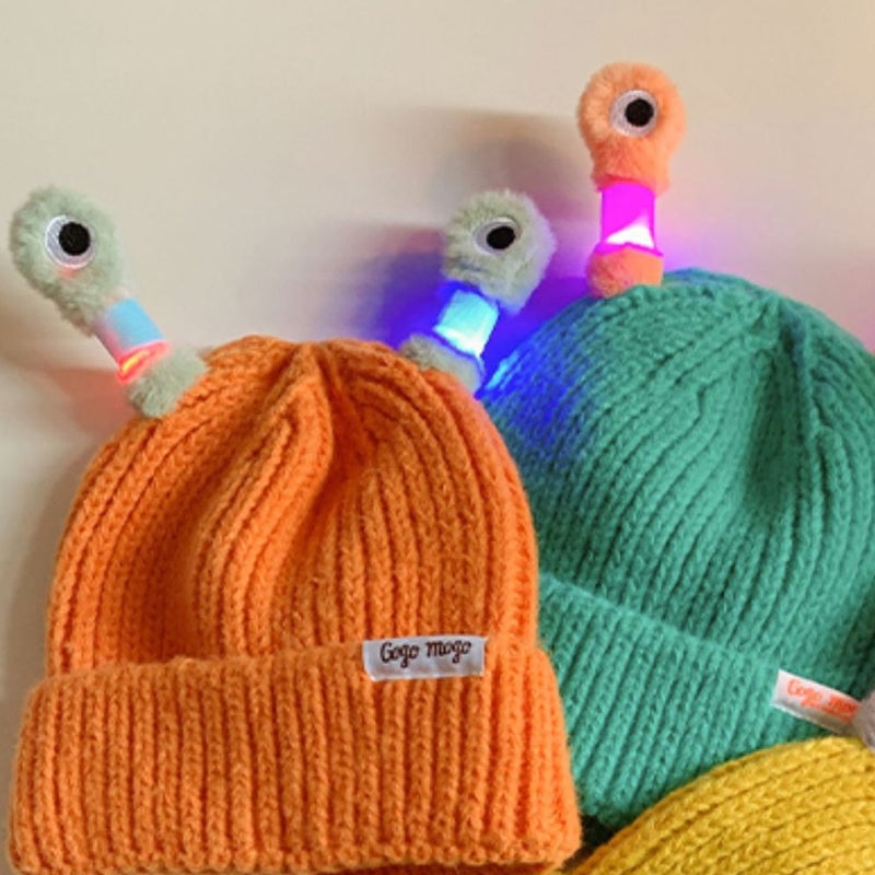 🔥Winter Parent-Child Cute Glowing Little Monster Knit Hat/Cute glowing little monster knitted hat