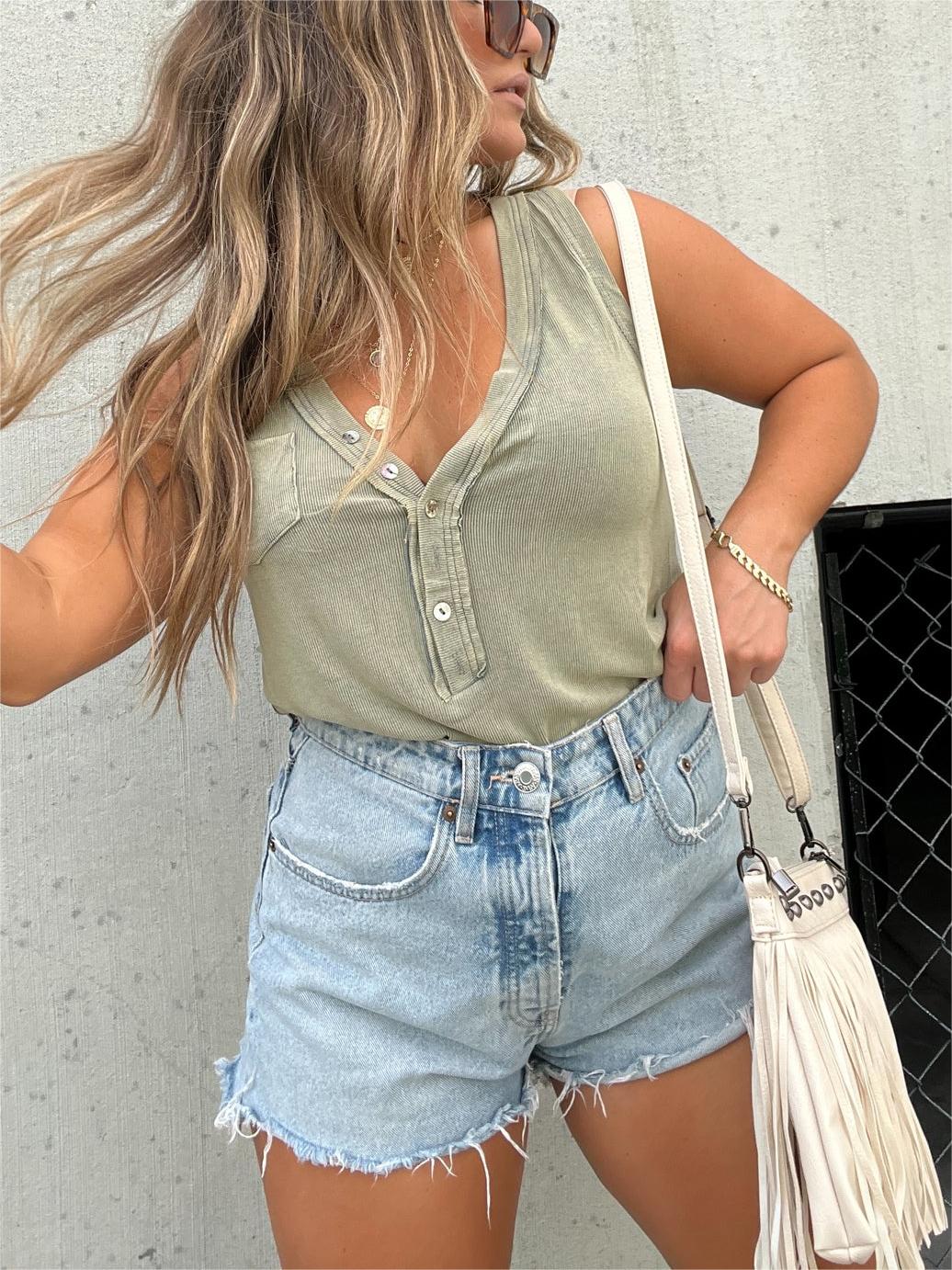 2023 New Women's Washed Button Tank