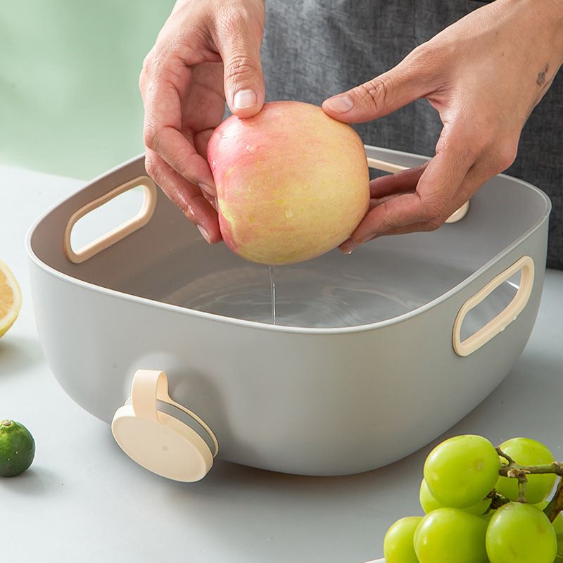 Kurv for vasking og drenering av grønnsaker med sidelokk/Basket for washing and draining vegetables with side lid