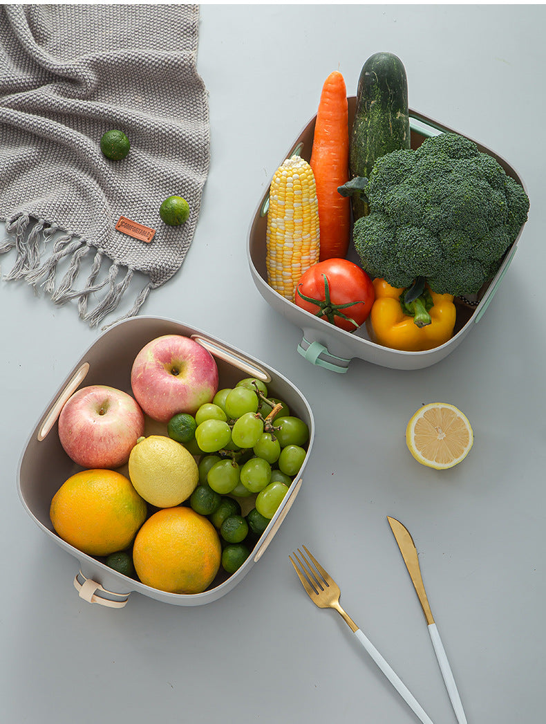 Kurv for vasking og drenering av grønnsaker med sidelokk/Basket for washing and draining vegetables with side lid